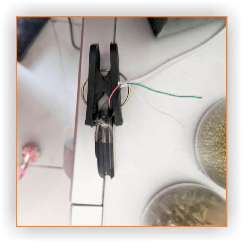 How to Charge Mi Band 4 / 5 / 6 Without Charger DIY Guide